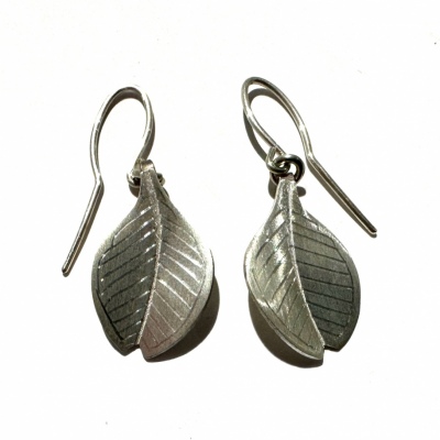 Round Rata Silver Earings